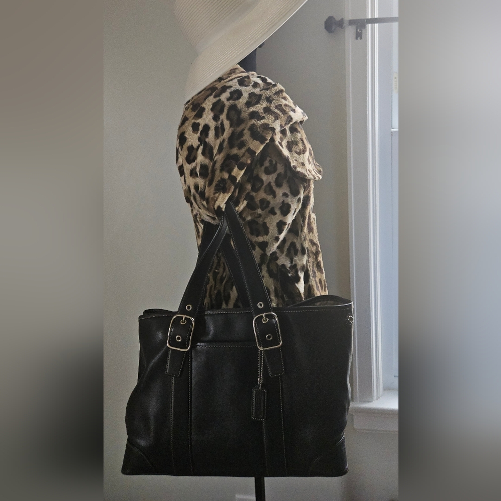 Coach Blk Leather Tote/Satchel Large Great overnight Bag. #9582 - Picture 3 of 13